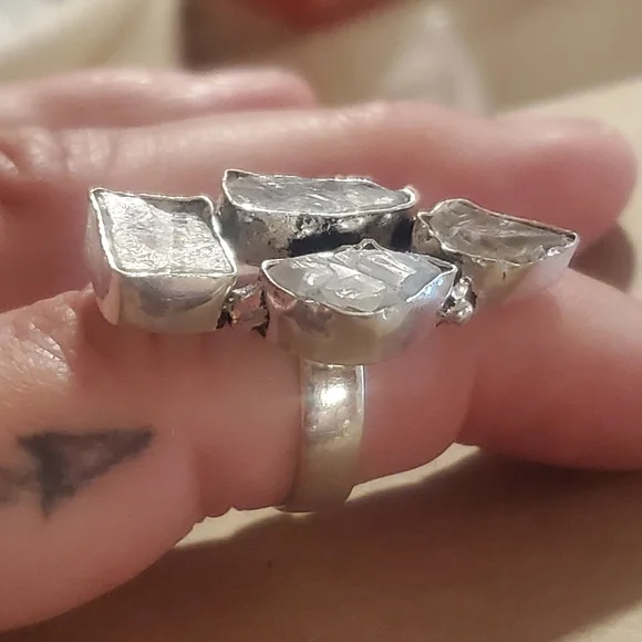 Unique Ring with Moonstone Gems Bezel Set into 925 Stamped Sterling Silver - Picture 9 of 11